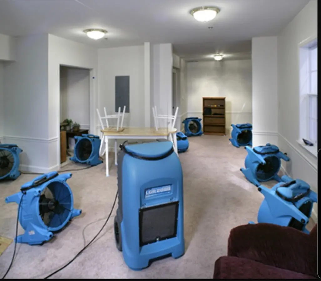 Air movers and dehumidifier setup for Water Extraction & Removal in Pepper Pike